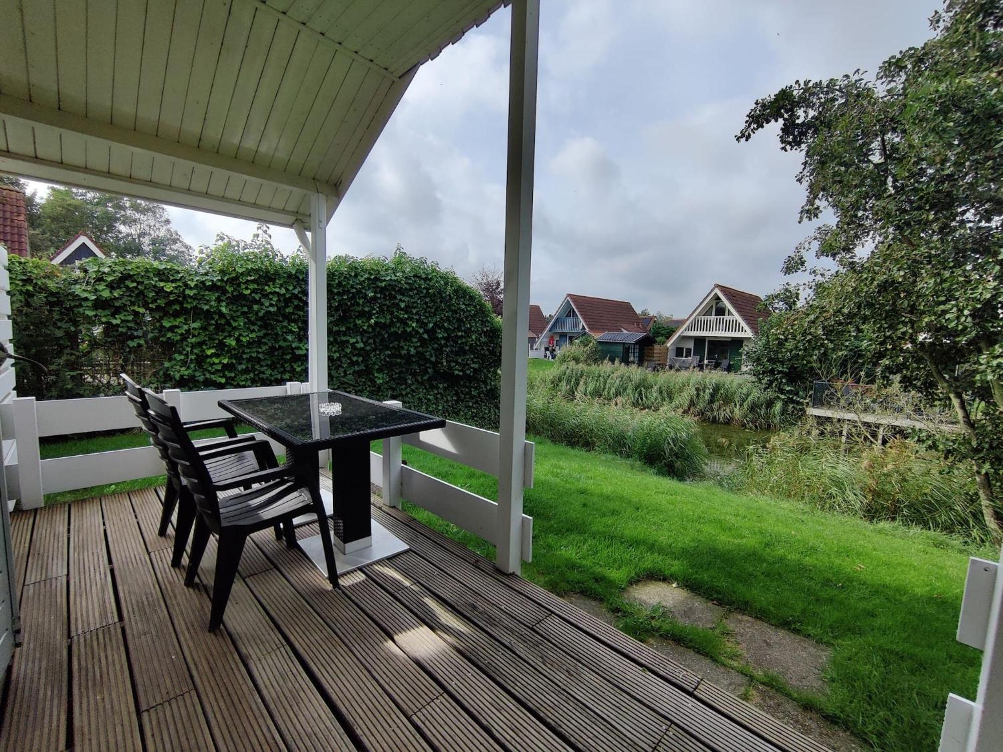Vakantiehuis Bij Lauwersmeer Anjum Exterior photo